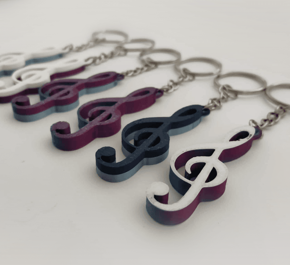 Treble clef keychain 3d model
