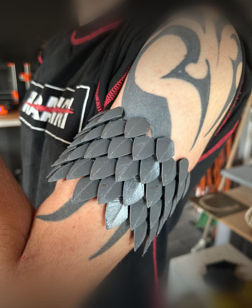 Flexible Scalemail Arm Bracelet 3d model