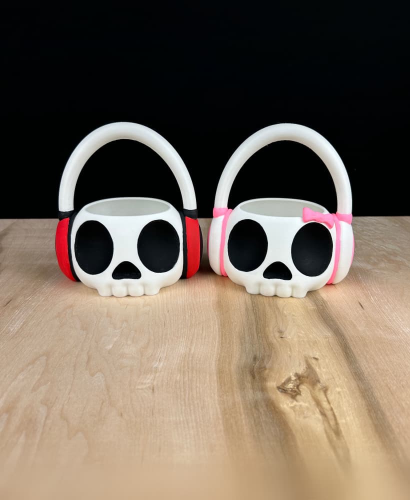 Skull wearing Headset Bin 3d model