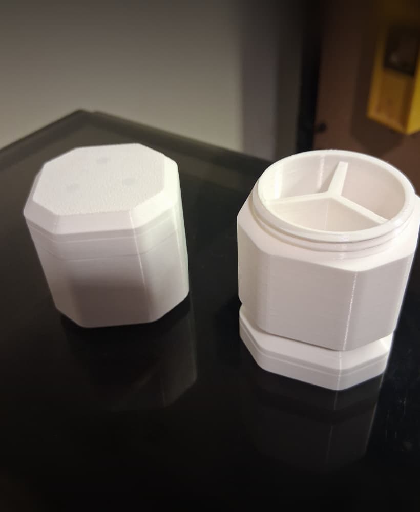 Stackable Magnetic Medicine Container 3d model