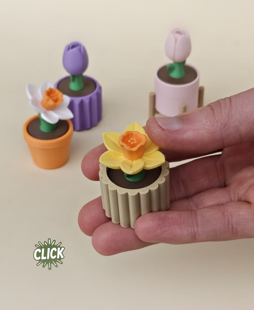 Daffodil and Tulip Flower Fidget Clicker Keychain 3d model