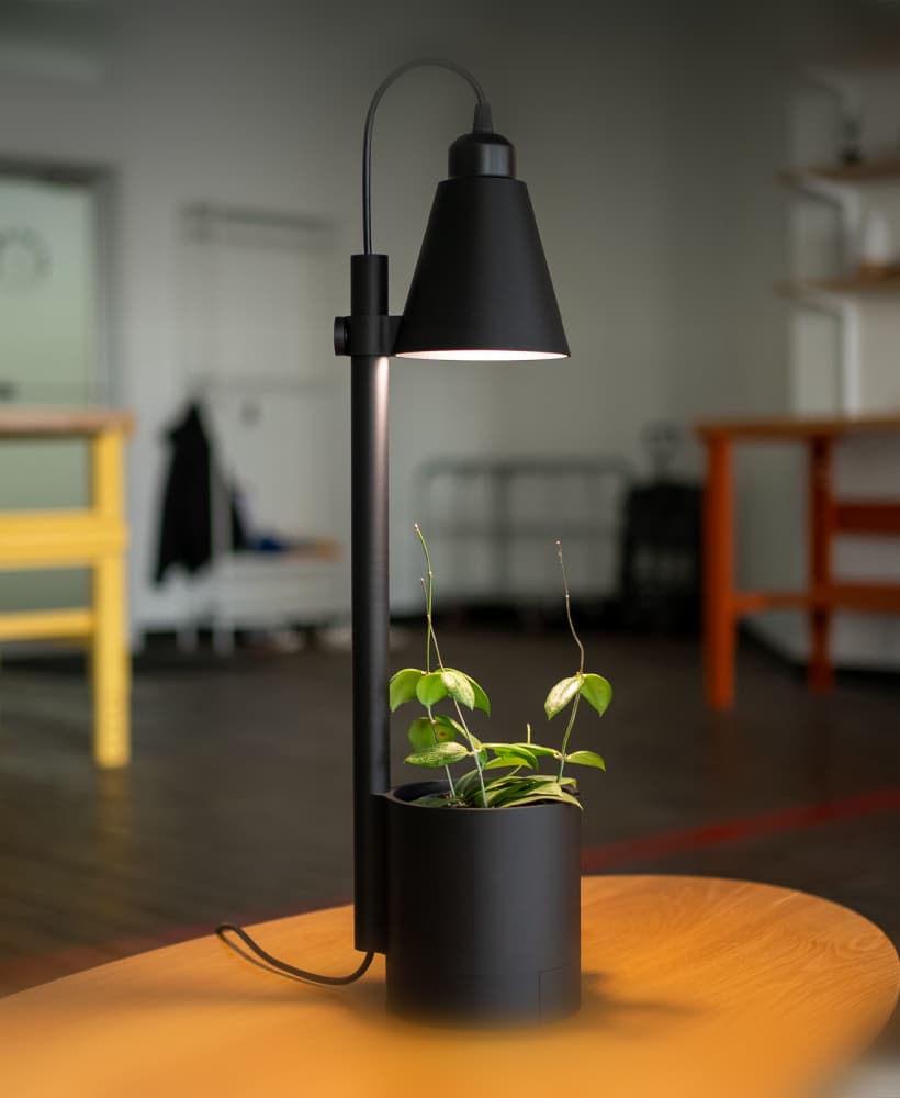 Grow Light Planter 3d model