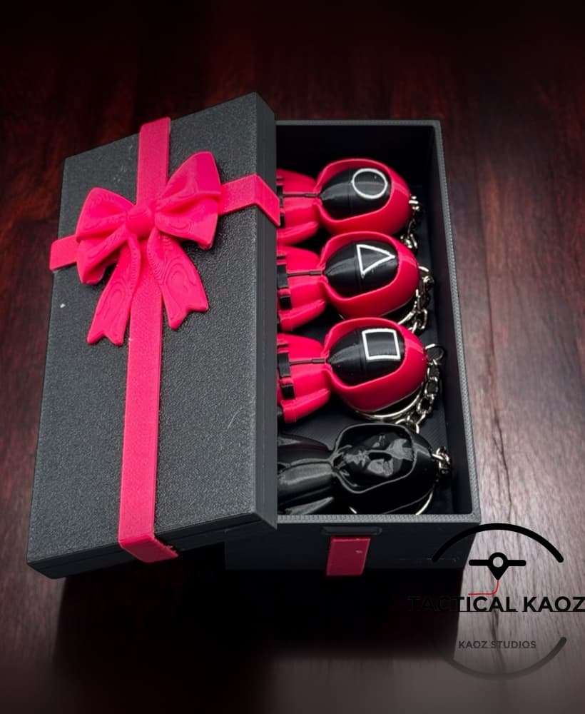 Squid Game Collector’s Gift Box Set - keychain, Front man, Worker, Soldier, Manger 3d model