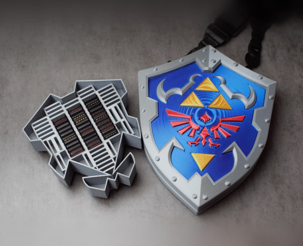 XL Hylian Shield Nintendo Switch Cartridge Case 3d model