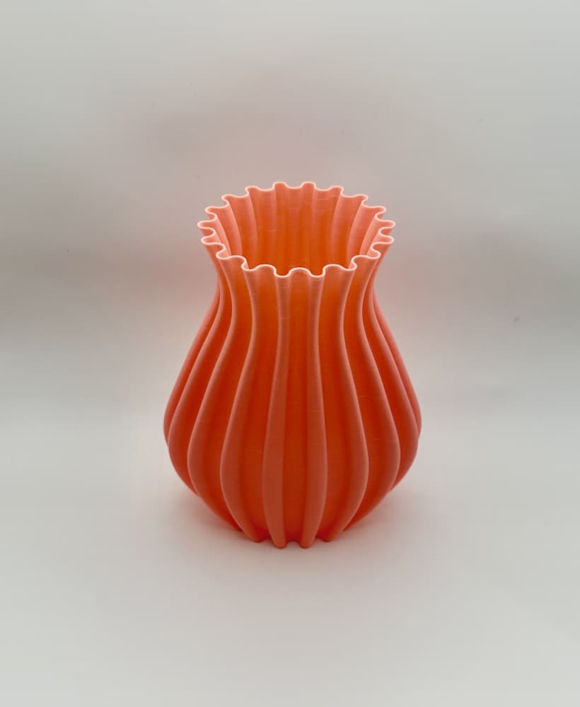 Stretched Vase 3d model