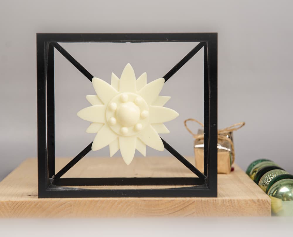🌼 Edelweiss Cube - Floating Edelweiss Design - Alpine Elegance 🌼- Pre-supported 3d model