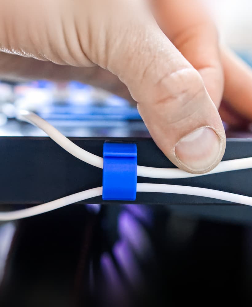 EZPZ TPU Cable Clip (4mm) 3d model