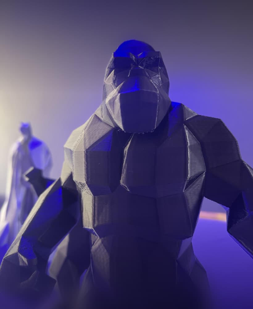 Low Poly Gorilla King Kong - Unleash the Majesty in Your Space! 3d model