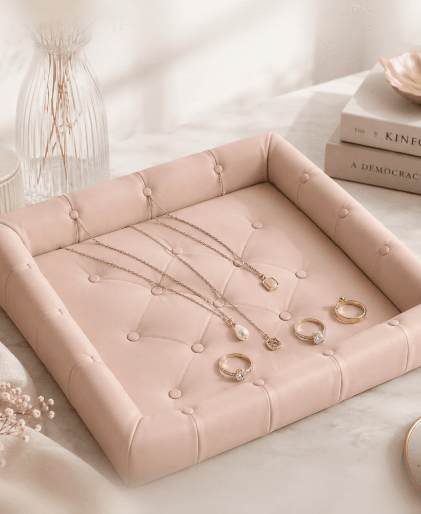 Tufted Pillow Jewelry Tray STL – Coquette Vanity Organizer, Ring Dish & Necklace Display 3d model