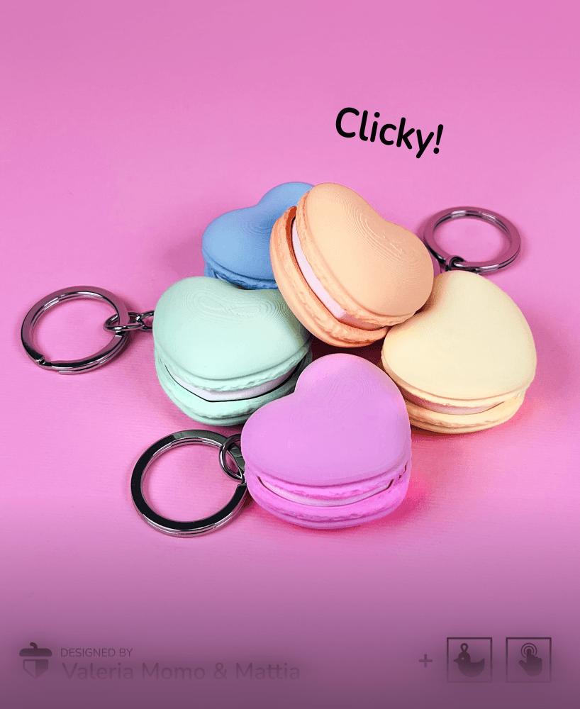 Macaron Heart Clicker, Clicky Keychain 3d model