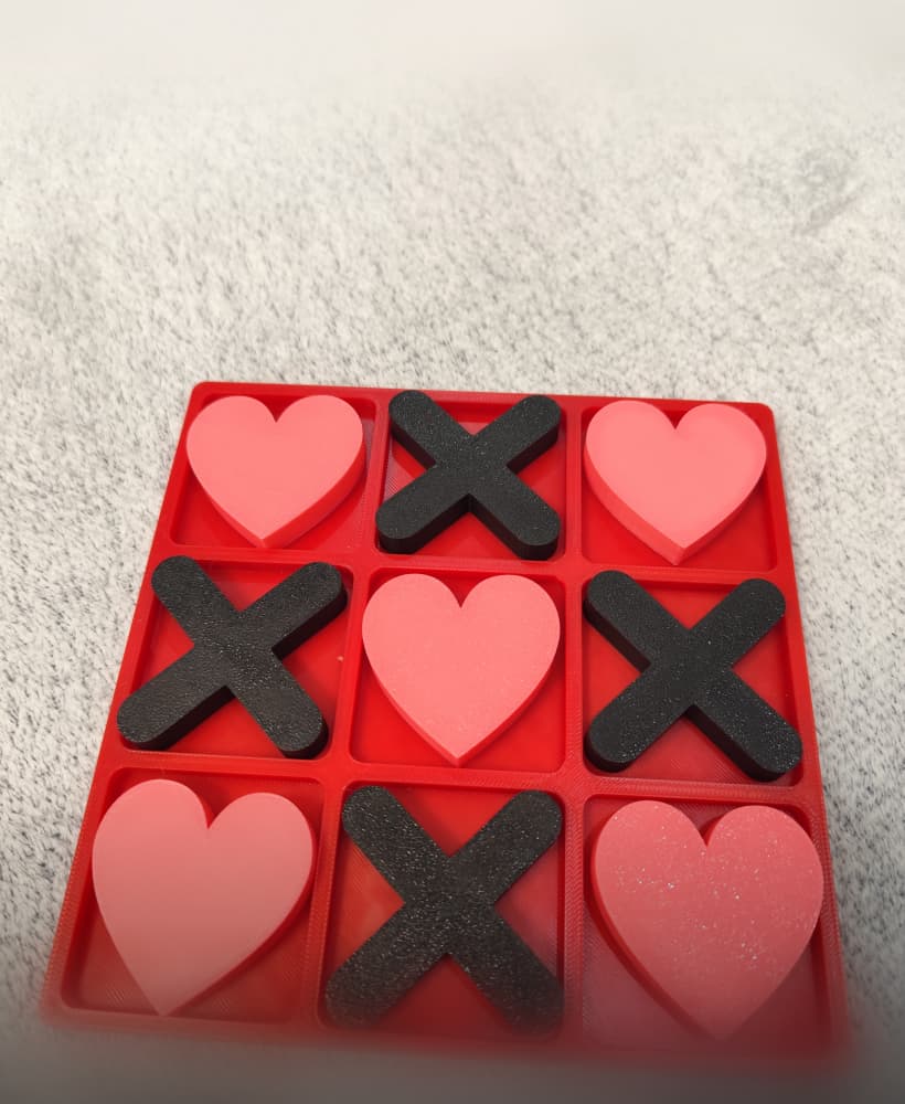 Valentine’s Tic-Tac-Toe Game – Hearts vs Xs 3d model