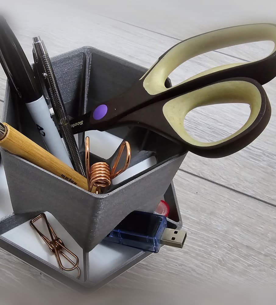 Hexa-Hold Pencil Keeper.stl 3d model