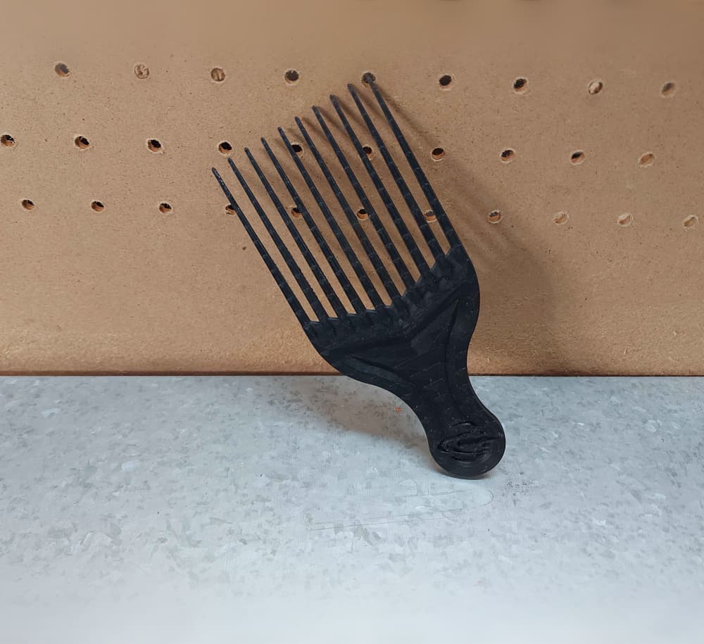 Hair Pick 3d model