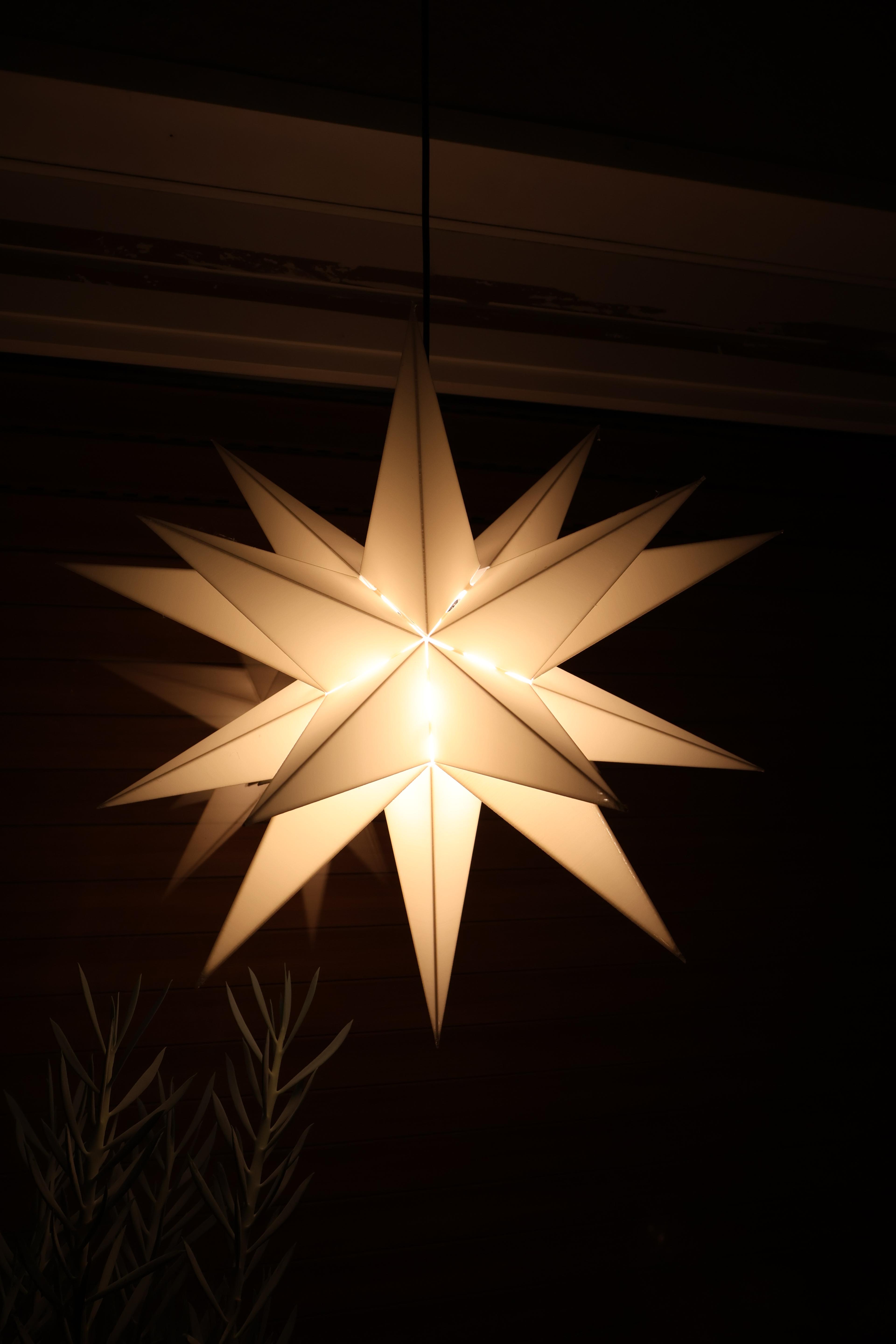 Star of Bethlehem Lamp