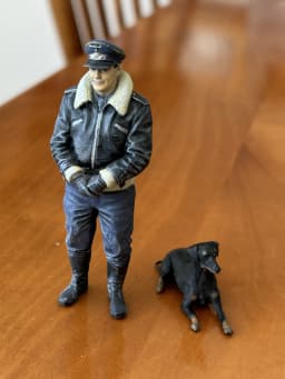 Luftwaffe WW2 pilot and dog 1:24 3d model