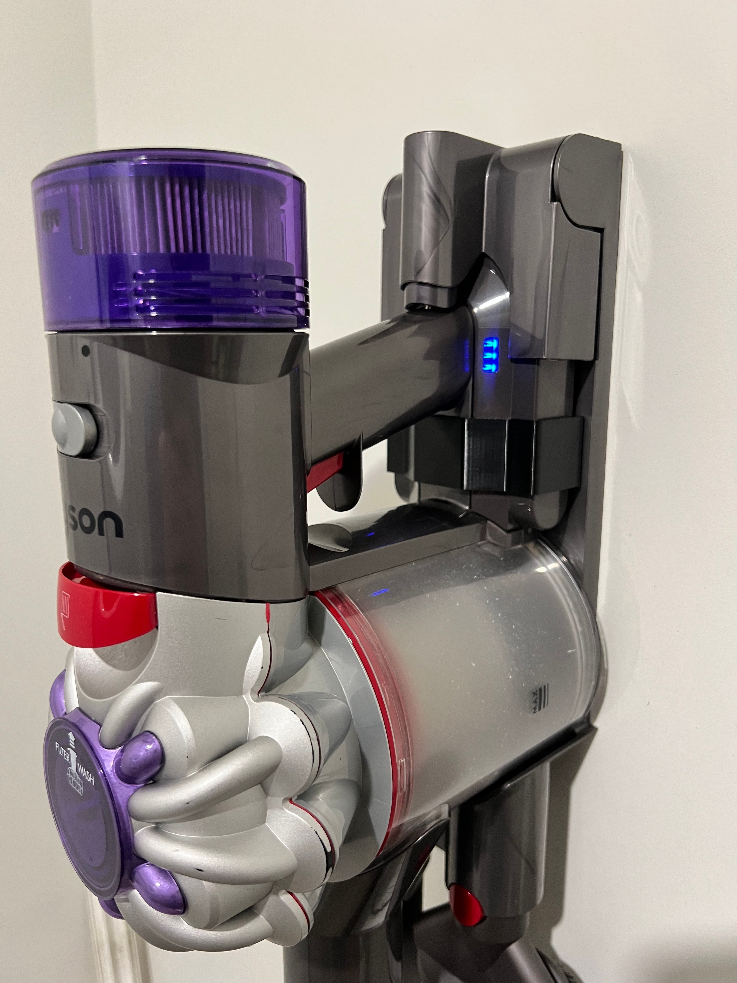 Dyson V8 Quick-Swap Battery Clip – Tool-Free Upgrade | Fast Battery Change Adapter 3d model