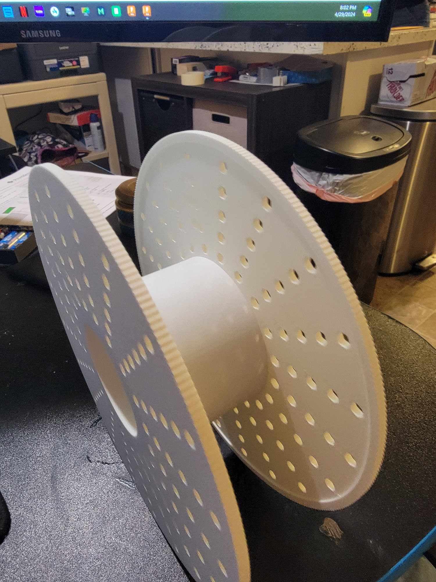 Cardboard Spool Rack Replacement for Cardboard Spools - 3D model by nerdistdesigns on Thangs