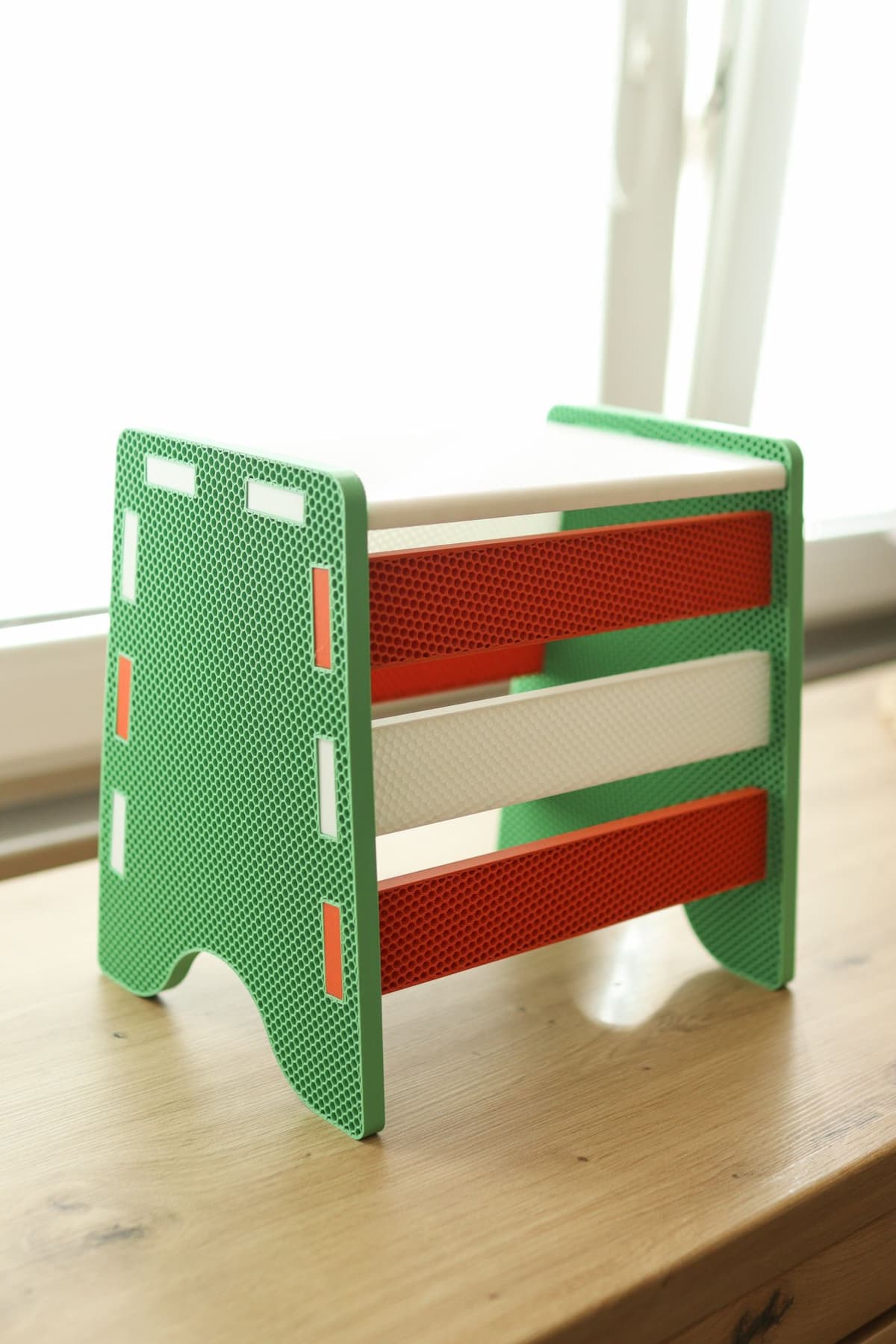 Toy Stool TOY STOOL - 3D model by Skipper07 on Thangs