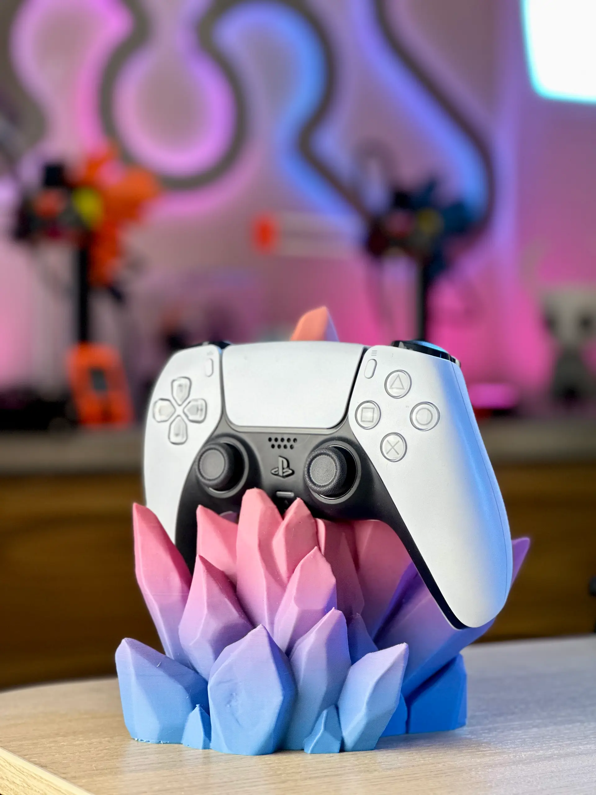 Fun Controller Stand Crystal Controller Stand - Holoprops - 3D model by Holoprops on Thangs
