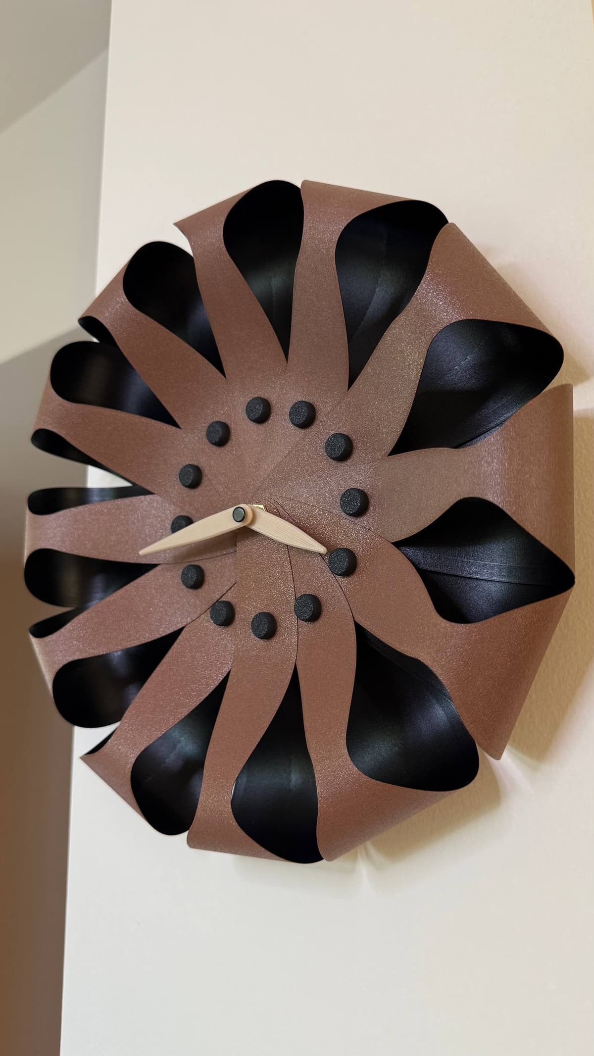 Folded Clock FOLD O'CLOCK | MODERN CLOCK WITH MINIMALIST DESIGN - 3D model by af ...