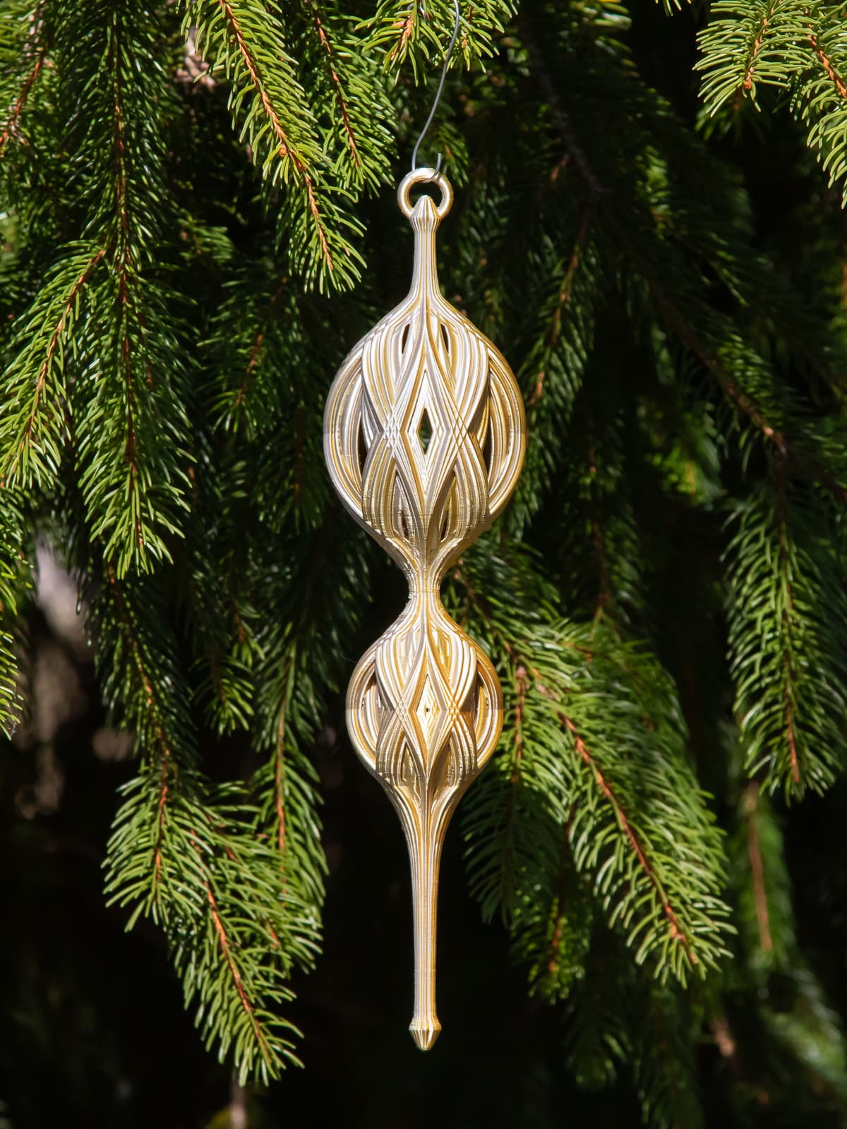 3d Swoop Pattern Diamond Swoop Christmas Finial 2024 - 3D model by dazus k on Thangs