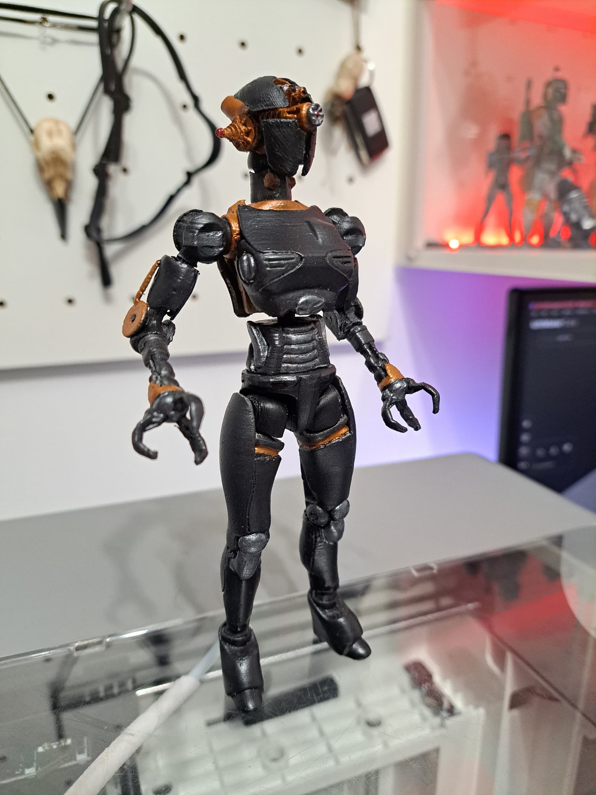 Assaultron Fallout Assaultron Poseable Figure - 3D model by Rafamacamp on Thangs