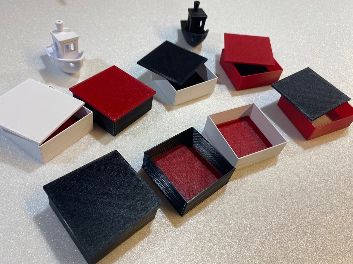 Dual Color Box Example Small pick and choose multi color box for jewelry - 3D model by rosnet ...