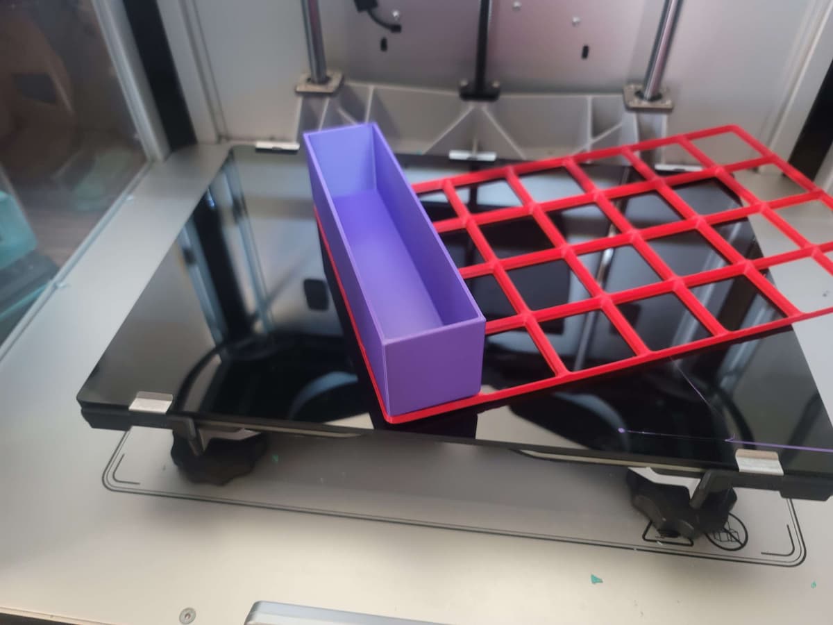 1x4 Box Array Fhw Gridfinity 1x4 box - 3D model by The Free Heathen Workshop on Thangs