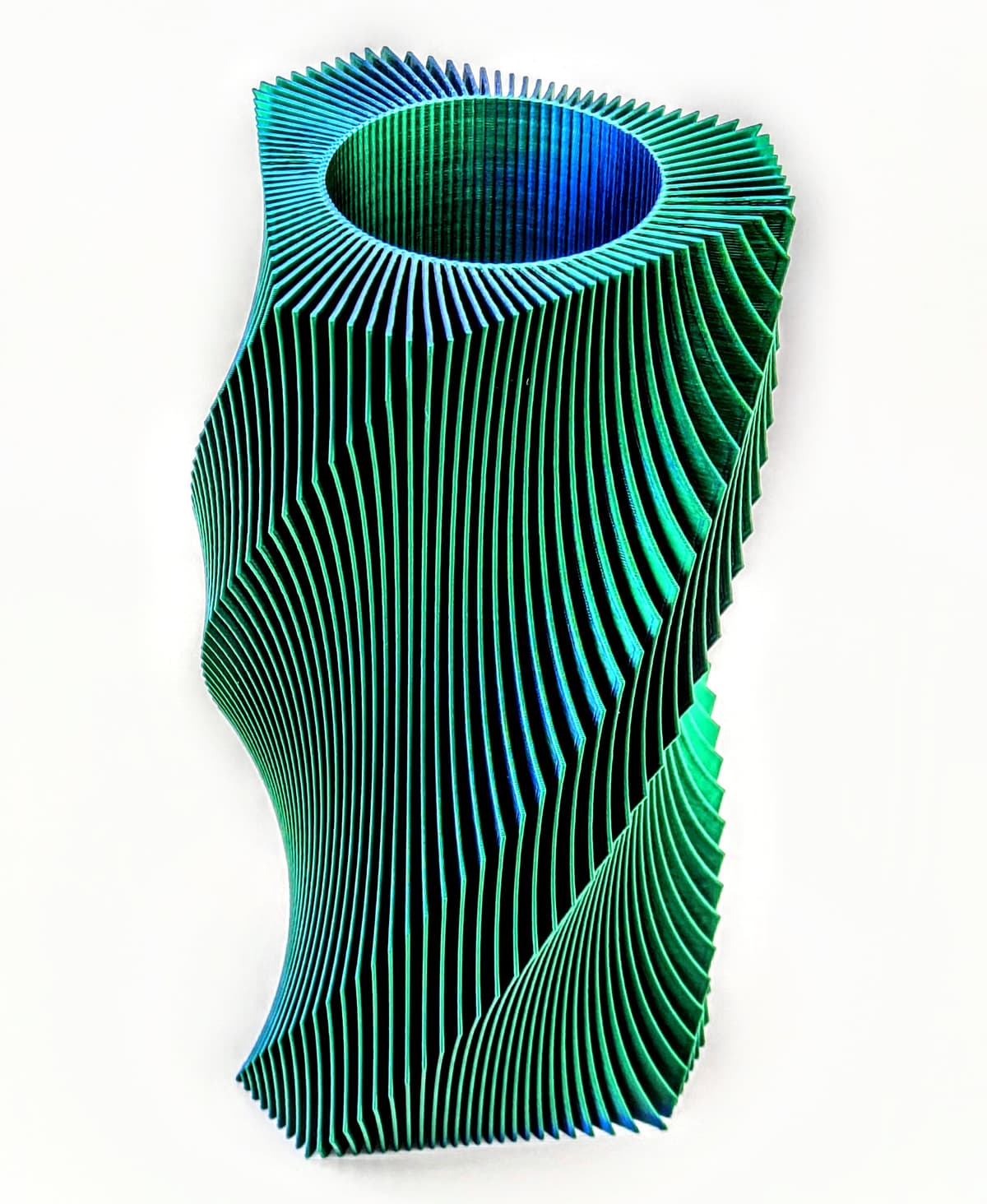 Triangular Abstract Vases Buy Triangular Fin Vase for $6.00 - 3D model on Thangs