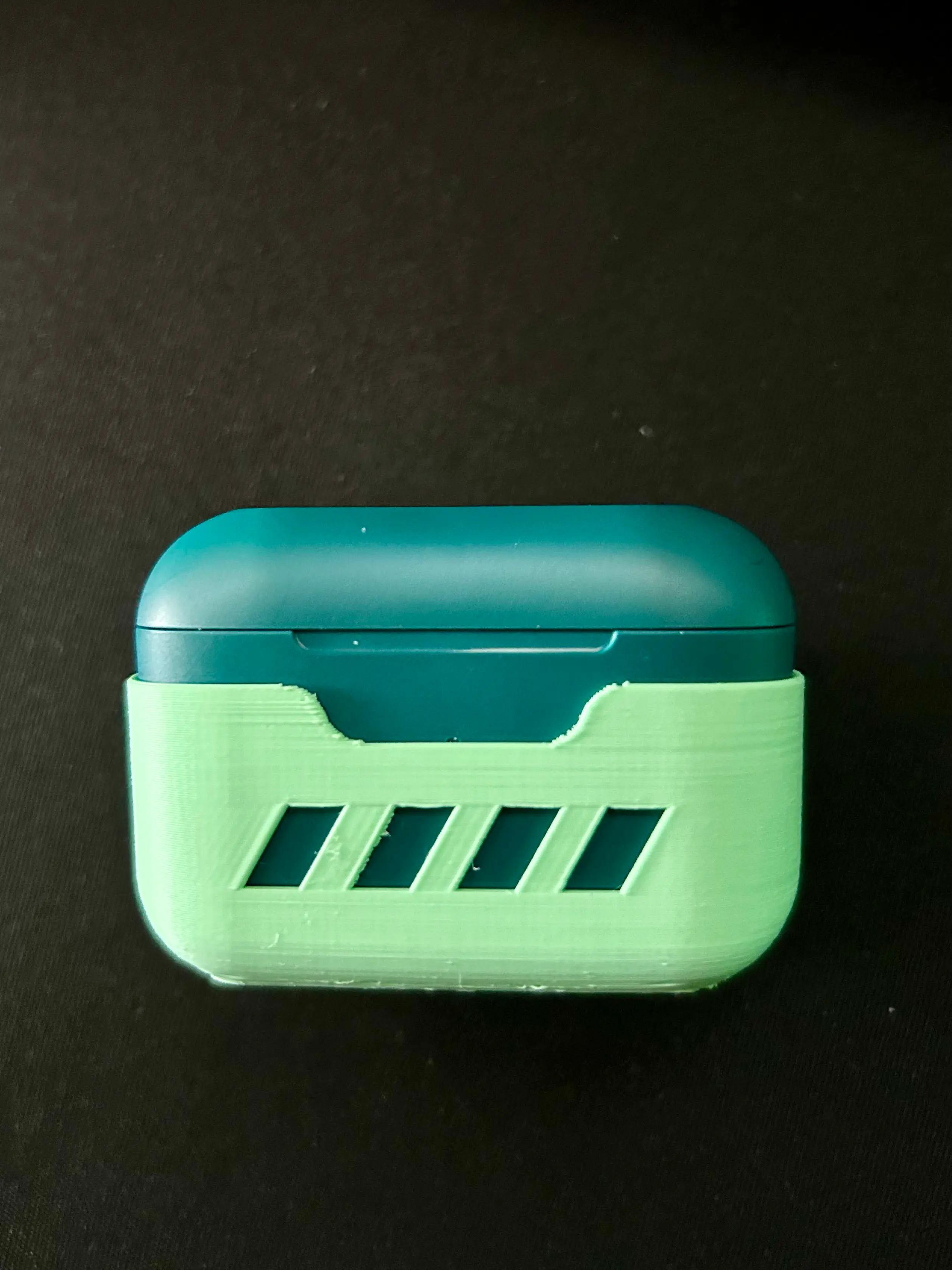 JLab Go Air Pop case with detachable belt clip - 3D model by -el-gato ...