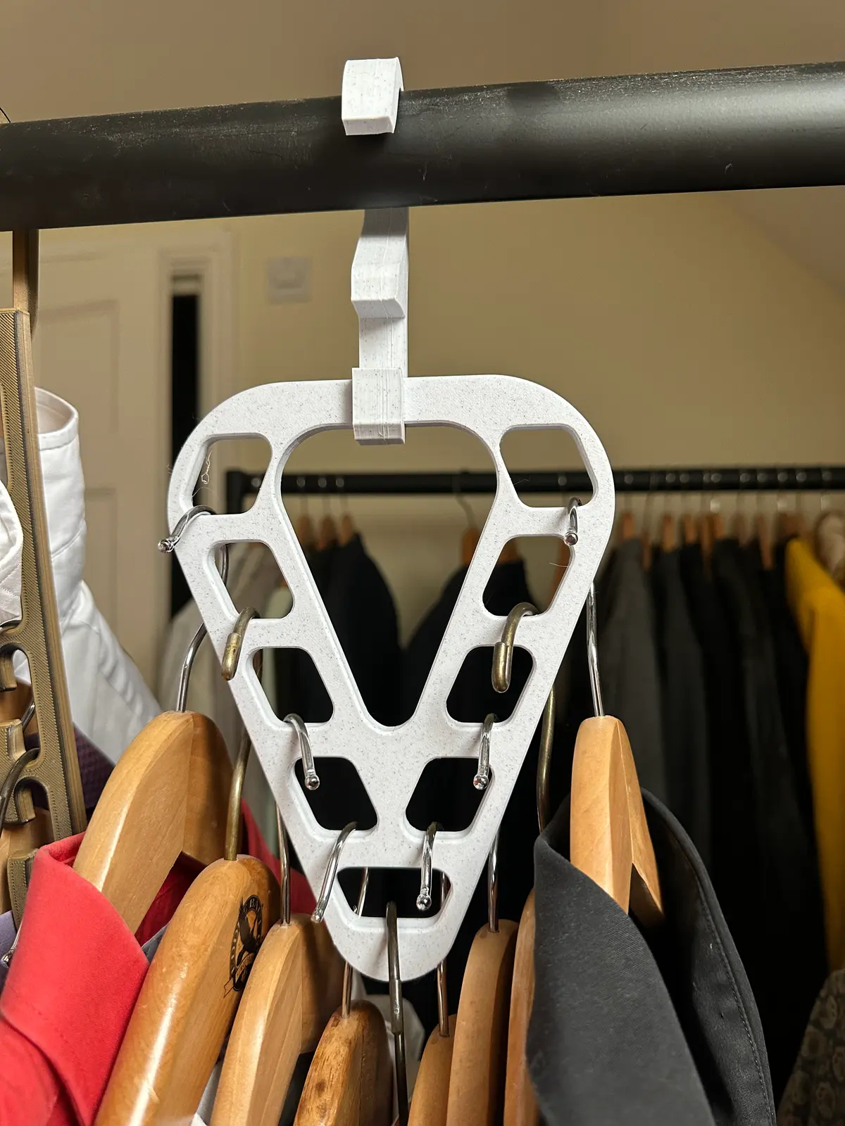 Multi Hanger Racks Triangle Multi Hanger - BackToSchool - 3D model by 3Dthee on Thangs