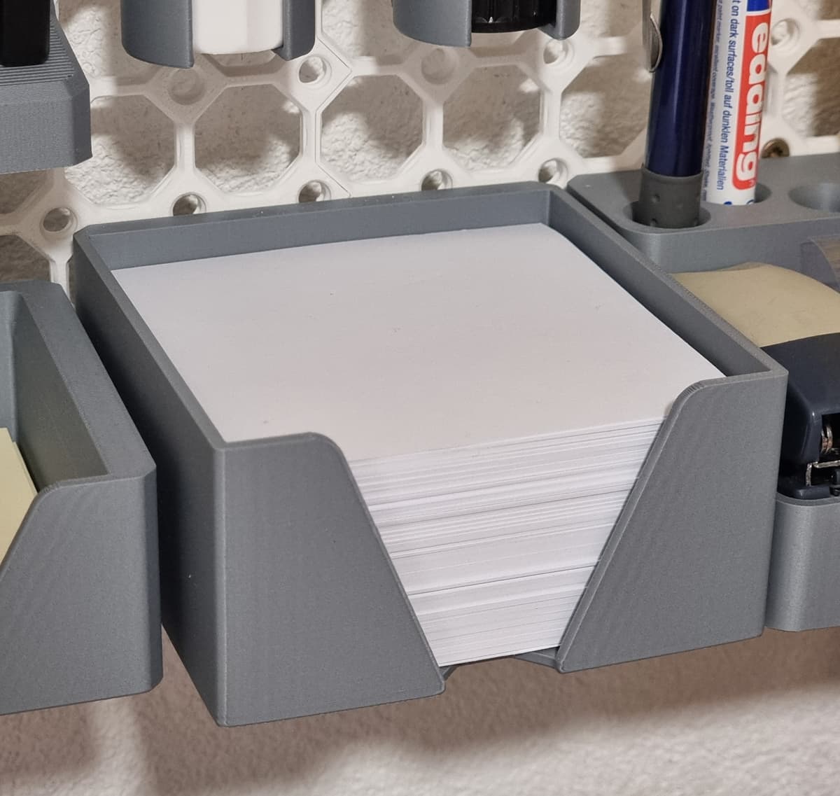 Note Paper Stand Multiboard note paper holder - 3D model by WWTechLab on Thangs