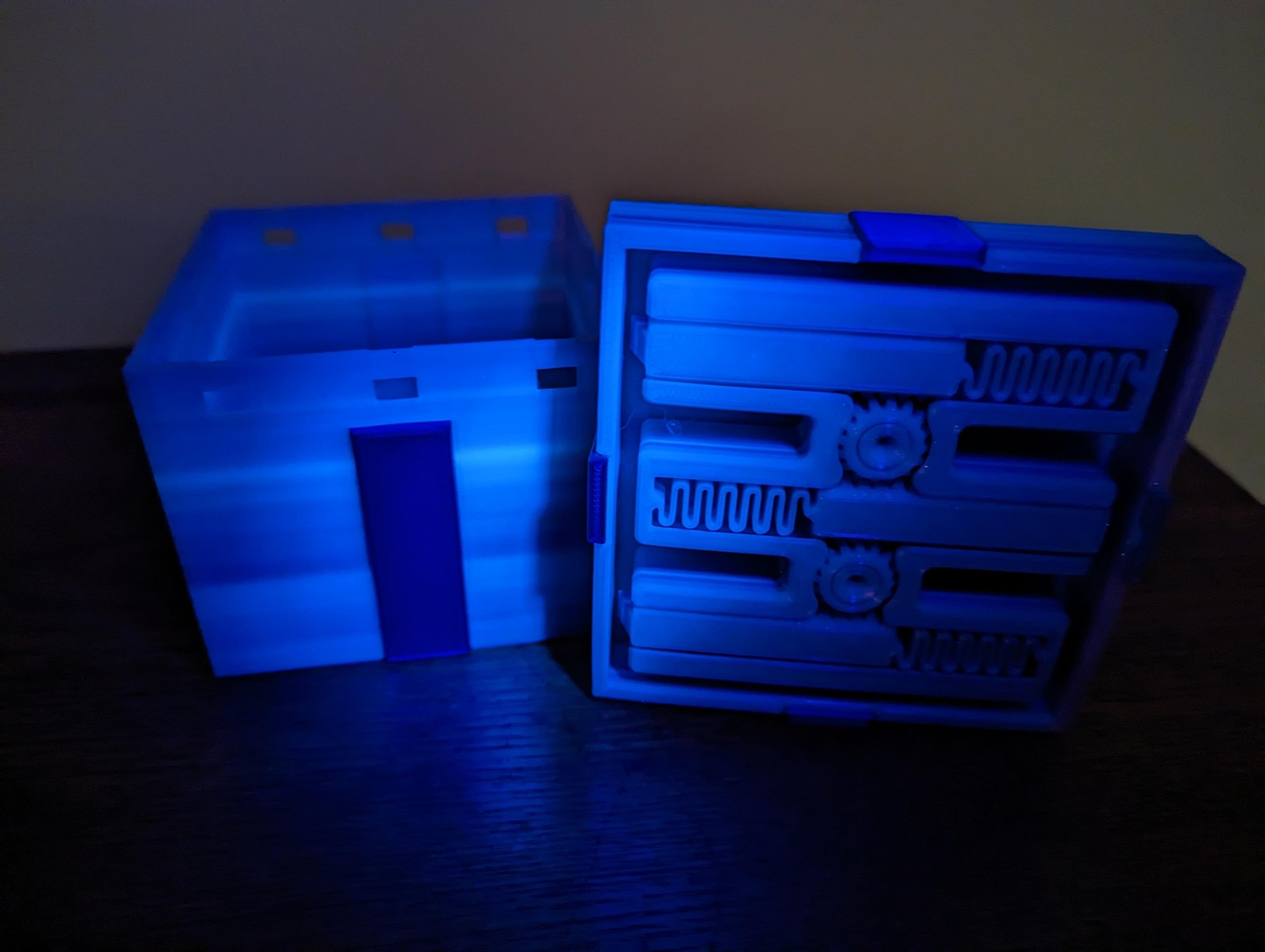 Gift Box #10 - @Proto_pasta Nebula Night Glow Fluorescent
#Amolen Silk Blue Silver - 3d model
