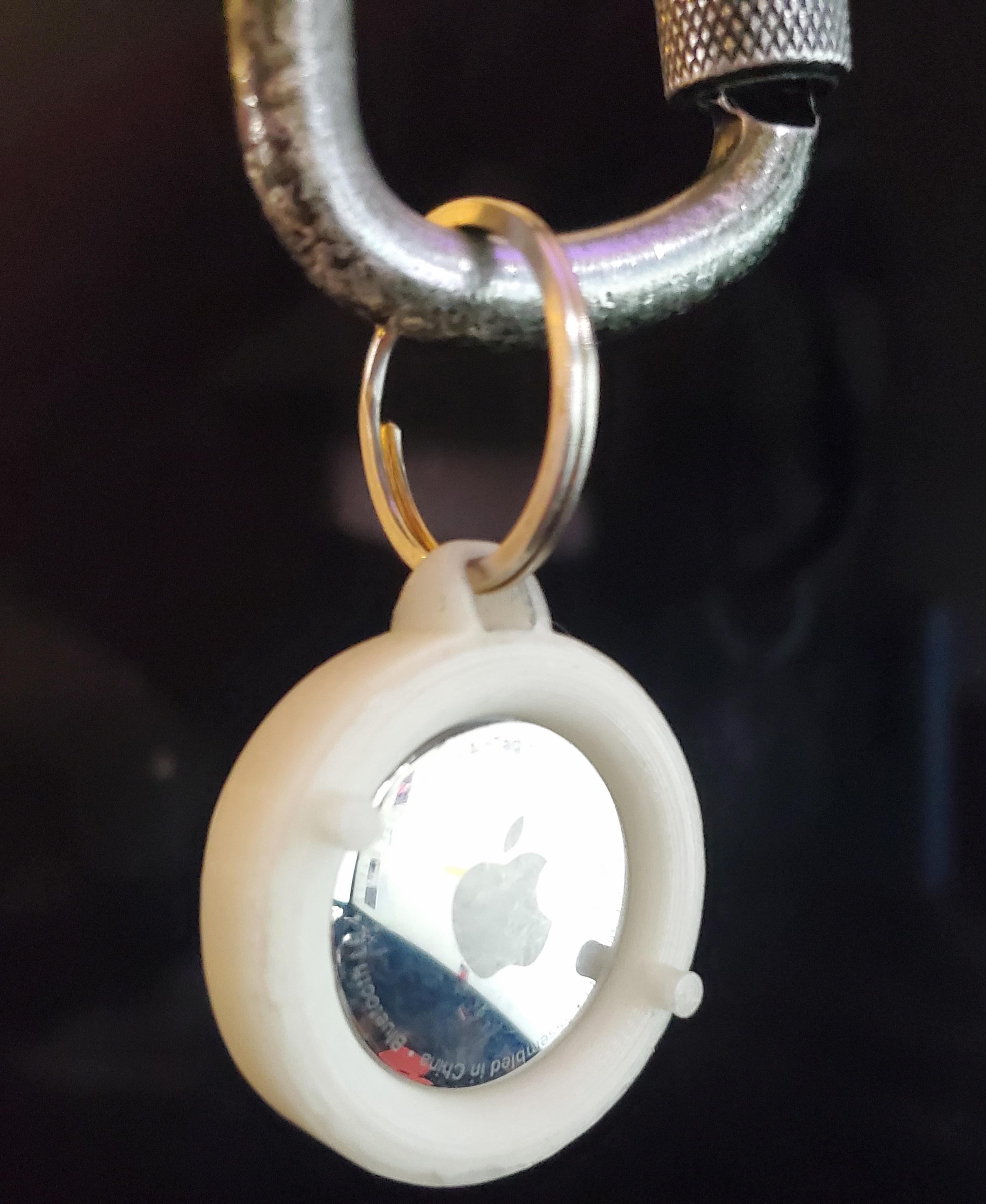 Apple Air Tag Keychain 3d model
