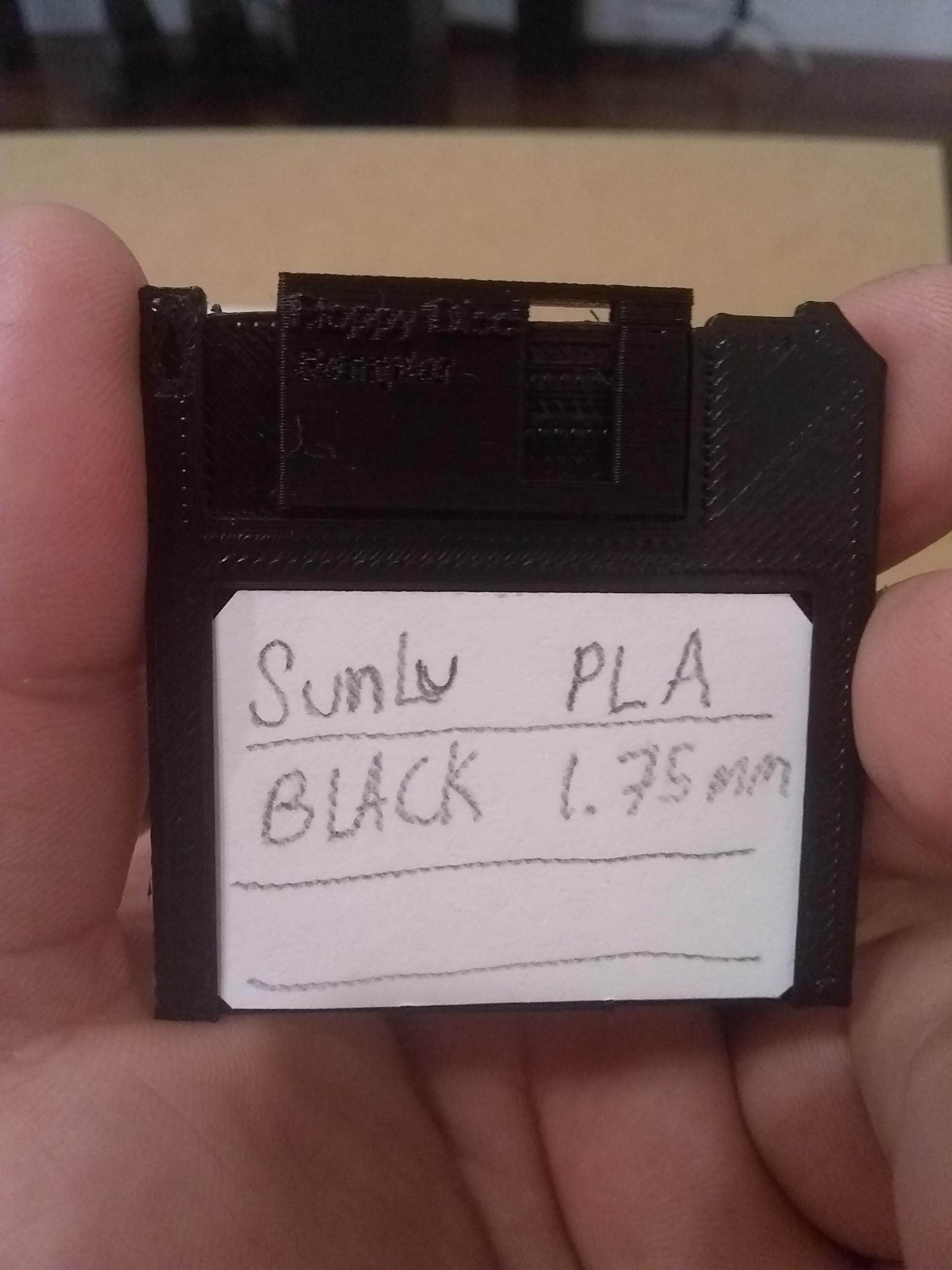 Floppy Disk Filament Swatch - Image of prototype gap is because a clearance issue should be fixed now - 3d model
