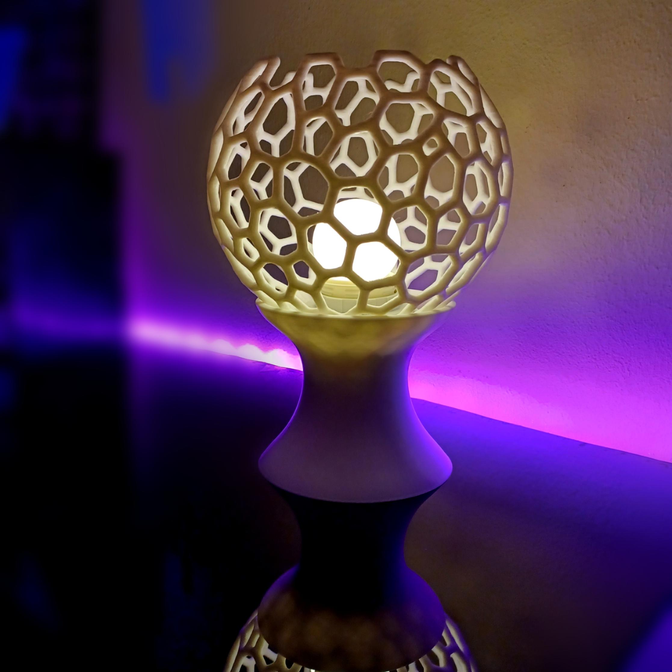 Voronoi Transformer Bulb Lamp  3d model