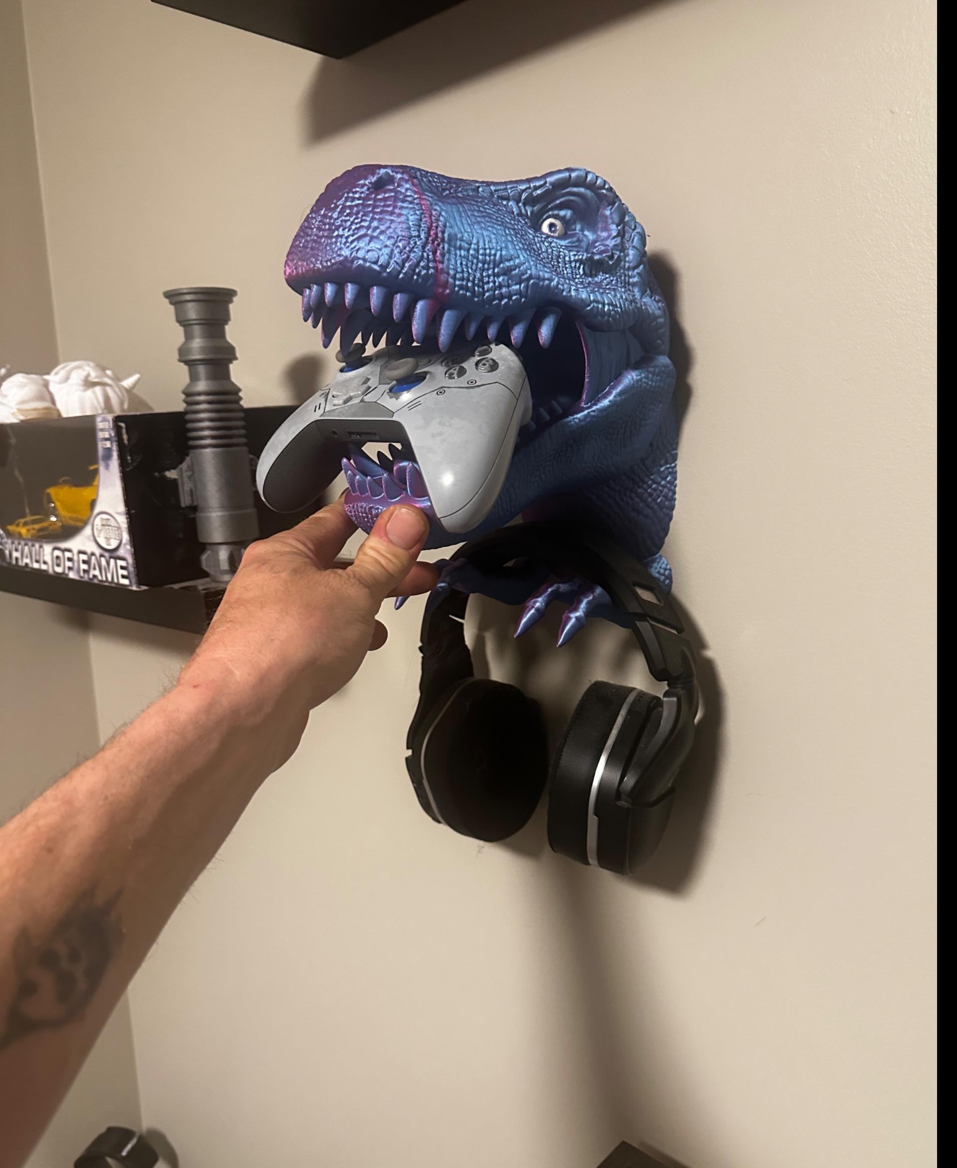 T-Rex Dinosaur Head Wall Mount Hanger / No Supports  - T-Rex  controller headset holder  - 3d model