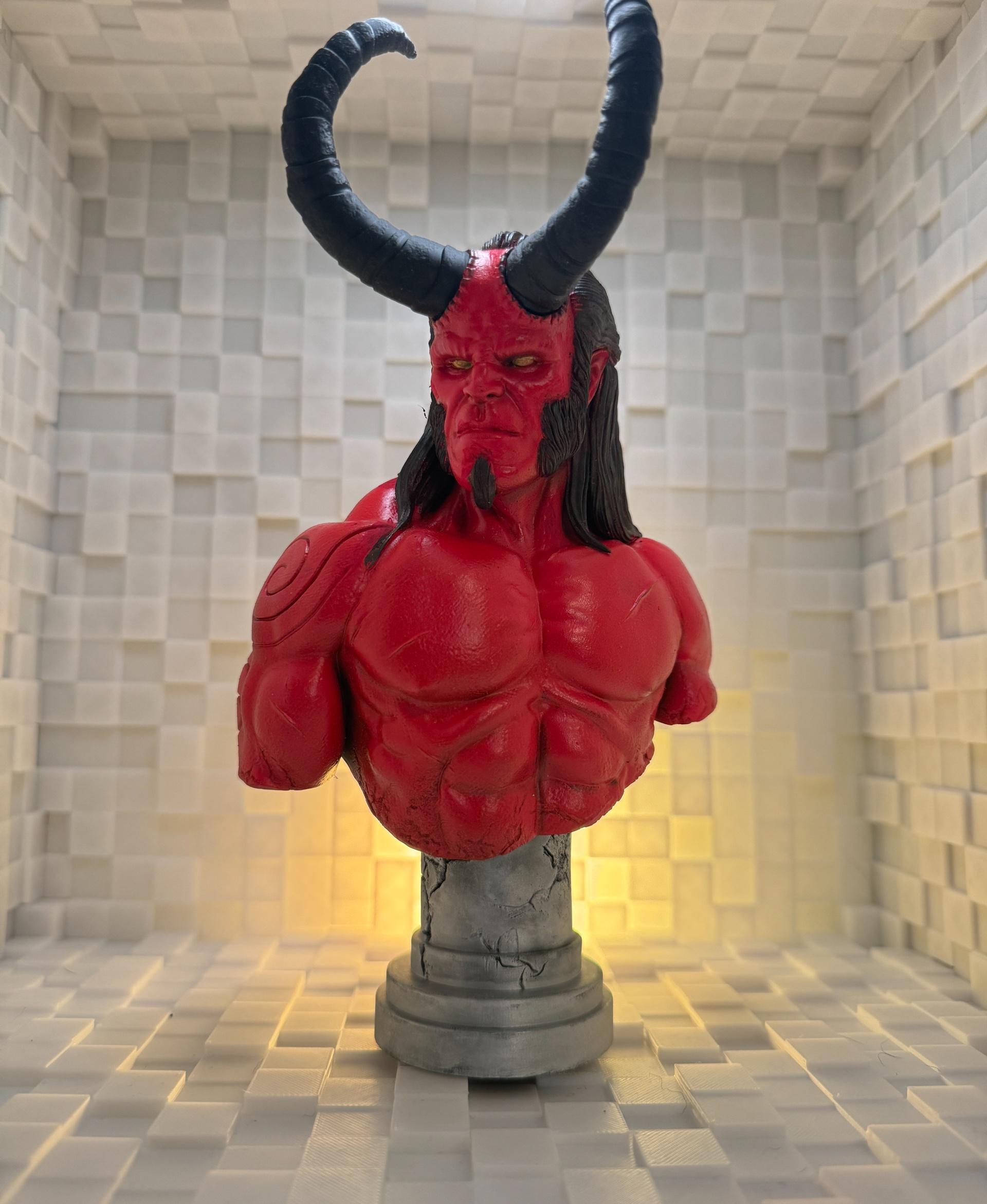 Hellboy bust - (Pre-Supported) - I love Fotis' work so much, and this Hellboy bust is no exception. Between his sculpts and Charro's supports, these are just easy prints. My painting may suck, but the model itself is fantastic!

Printed on the Elegoo Saturn 2 with Elegoo Black ABS-like resin; spray painted red, and then used silver and black Rub-N-Buff for the pedastal and hair. A touch of yellow to make the eyes pop, and voila!

Thank you, Fotis! - 3d model
