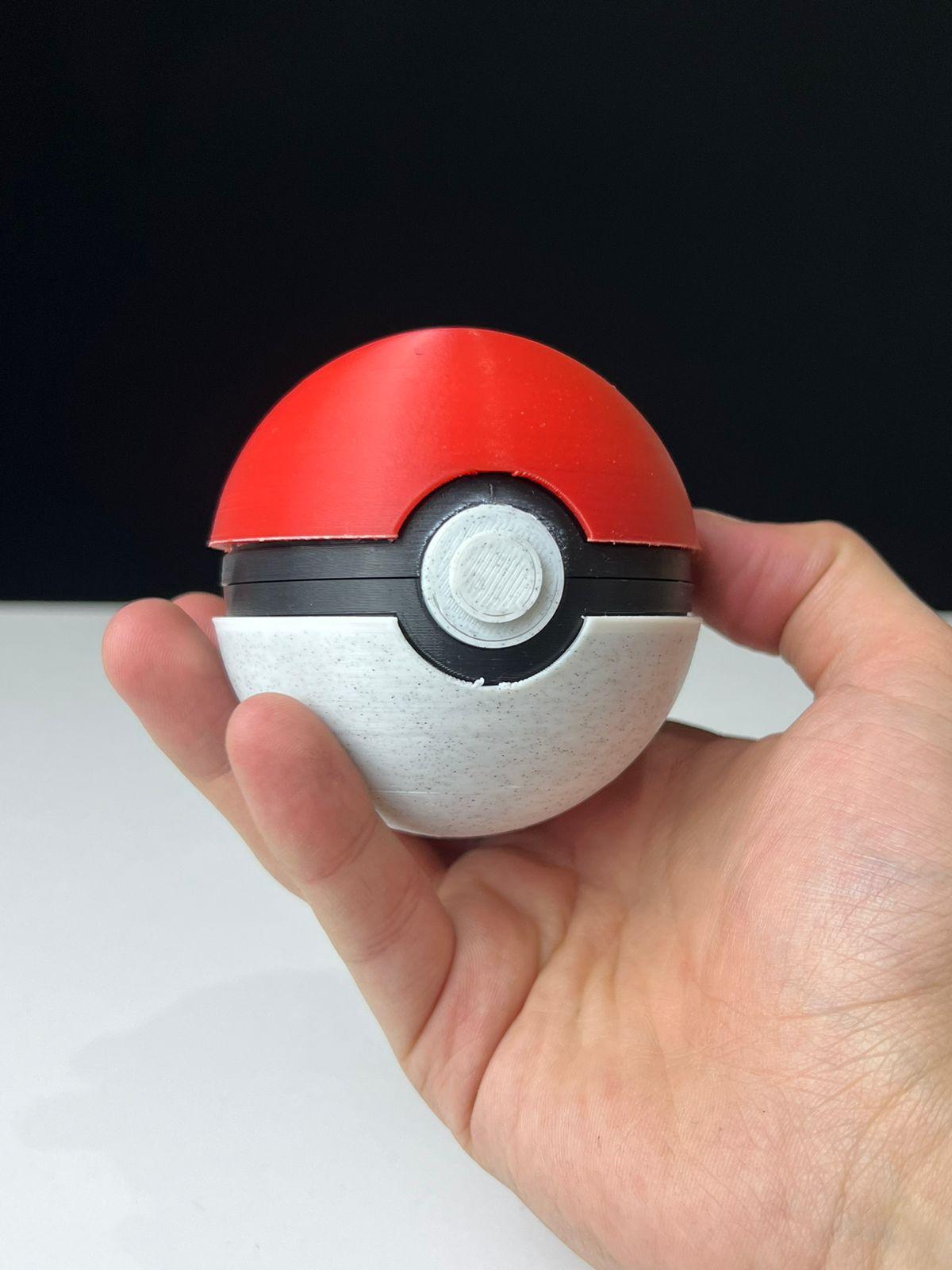 Print In Place Hinged Pokeball 3d model