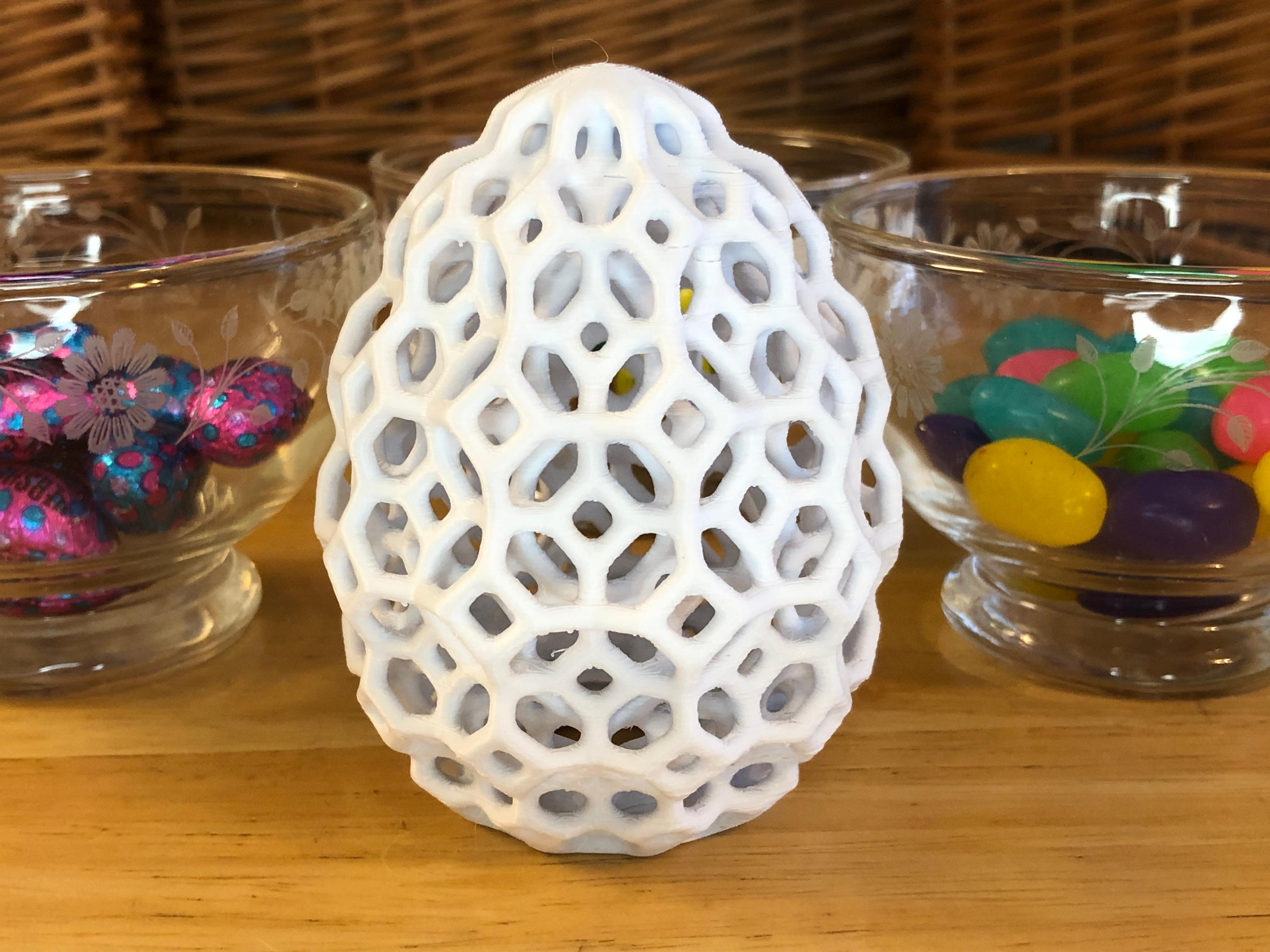 Easter Eggshell 2 3d model